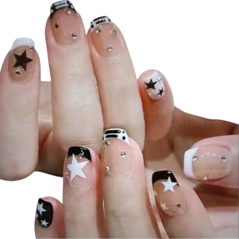 French Tip Press On Nails, NIB - Picture 1 of 1